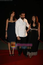 Kamal Hassan, Shruti Hassan at Alice in wonderland premiere in Big Cinema, Mumbai on 10th March 2010 (5).JPG
